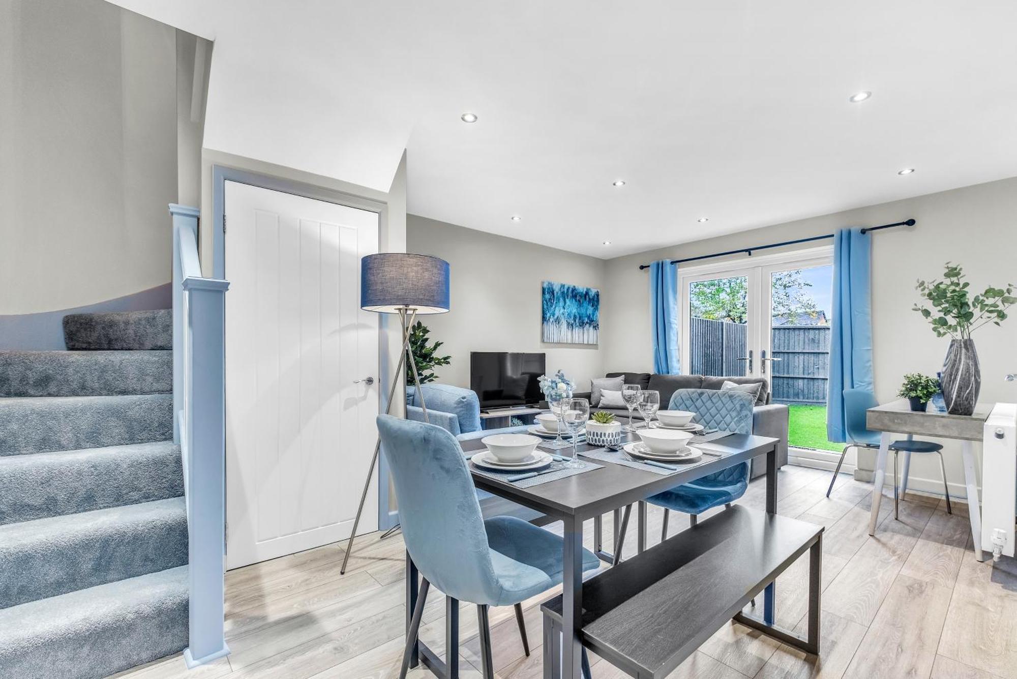 Mk 2-Bedroom Contractor'S Gem, 5 Beds, Sleeps 6, Free Parking 米尔顿凯恩斯 外观 照片
